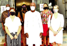 Diplomatie : Les « adieux » de l’ambassadrice du Canada au Premier ministre