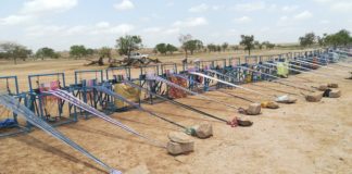 Insertion socio-économique : 41 femmes reçoivent des kits d’installation en tissage