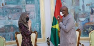 Journée mondiale des réfugiés : le président du Faso échange avec Angelina Jolie sur des questions humanitaires