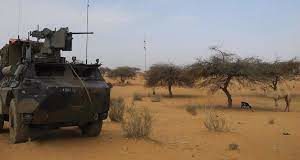 Terrorisme : Barkhane frappée par une voiture piégée au Mali, plusieurs blessés