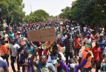 Marche-meeting de l’Opposition politique : Appel à l’organisation des assises nationales sur la sécurité