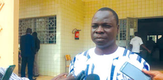 Salif Sankara, DG de l’offre de soins : « Des mesures sont prises pour assurer aux déplacés, des soins continus »