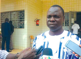 Salif Sankara, DG de l’offre de soins : « Des mesures sont prises pour assurer aux déplacés, des soins continus »