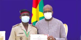 Journée de l’excellence scolaire 2021 : le tapis d’honneur pour 99 cracks