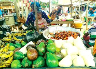 Fermeture des frontières : la croix et la bannière pour les vendeurs d’atiéké de Bobo-Dioulasso