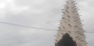 Une partie du minaret de la mosquée de Dioulassoba écroulée