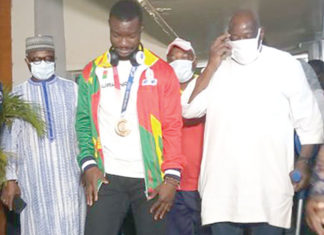 JO Tokyo 2020 : Hugues Fabrice Zango rentre au bercail paré de bronze