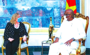 Lutte contre le terrorisme : la représentante spéciale de l’UE pour le Sahel, Emmanuela Del Re, reçue à Kosyam