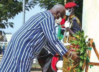 An VII de l’insurrection populaire : L’hommage du président Roch Kaboré aux héros nationaux