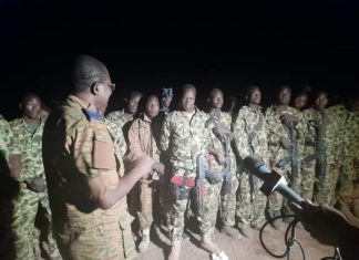 Réveillon de Noël:Le ministre des Armées communie avec les FDS de Diapaga