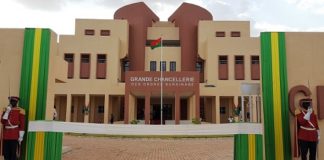 Kosyam : La cérémonie de décoration du 11 décembre 2021 reportée à une date ultérieure (Grande Chancellerie)