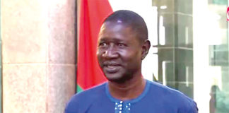 Suspension de Facebook au Burkina : « L’intérêt de la nation au-dessus des intérêts particuliers », Pr Alkassoum Maïga