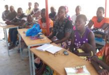 Centres d’alphabétisation au Zoundwéogo : quand les contraintes du foyer freinent l’apprentissage