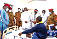 Saint- Sylvestre : le Premier ministre Zerbo au chevet des soldats et VDP blessés