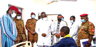 Saint- Sylvestre : le Premier ministre Zerbo au chevet des soldats et VDP blessés