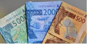 Au coin du palais: Elle vole 225 000 FCFA et les offre à son copain