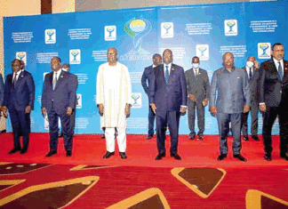 Sommet extraordinaire CEDEAO-UEMOA : Le Mali, sous embargo