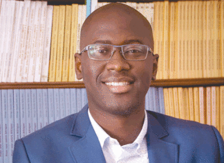 Dr Ndongo Samba Sylla, analyste sénégalais : « Il n’y a pas une crise de la démocratie en Afrique, mais plutôt l’échec du mimétisme institutionnel irréfléchi »