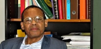 Guinée : l’écrivain Tierno Monenembo critique le colonel Doumbouya