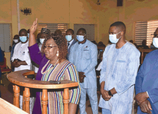 Tribunal de commerce de Ouagadougou : 36 nouveaux juges prêtent serment