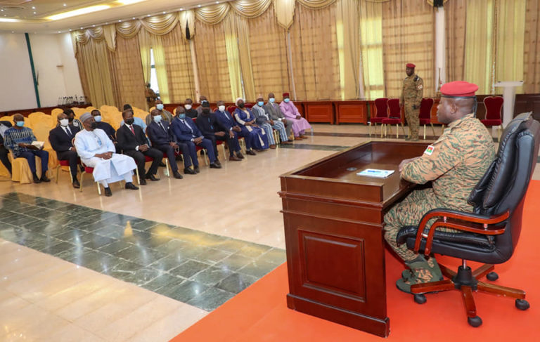 Burkina :  le président du Faso échange avec les opérateurs économiques ce mardi