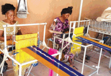 Faso dan fani : Des tisseuses, entre profits et concurrence déloyale