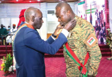 Paul-Henri Damiba investi président