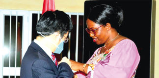 Coopération sino-burkinabè : L’ambassadeur Li Jian fait officier de l’Ordre de l’Etalon