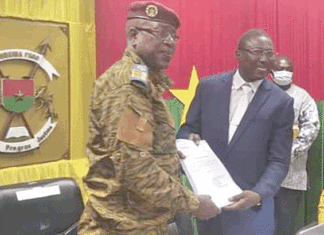 Ministère en charge de la sécurité : Omer Bationo reçoit les pleins pouvoirs