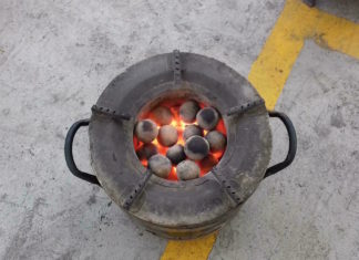 Kenya : Transformation de caca en charbon