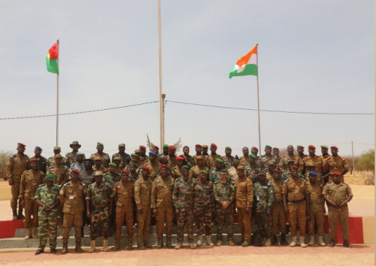 Militaires Burkina Niger sur le terrain