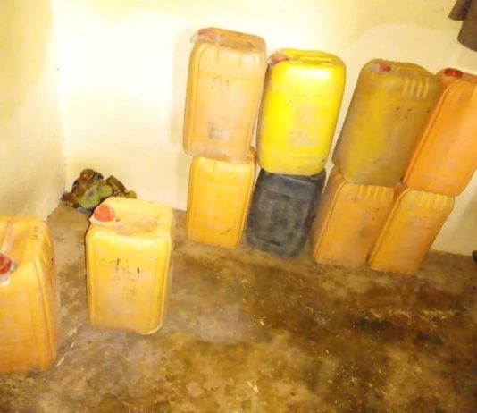 Burkina : la police municipale saisit plus de 300 litres d’alcool frelaté à Ouagadougou.
