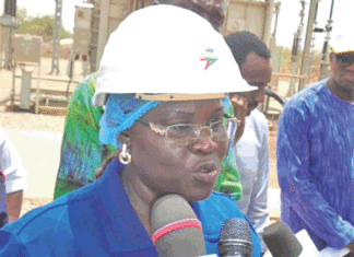 Centrale thermique de Kossodo : La ministre Maminata Traoré encourage les travailleurs