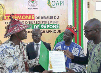 Produit made in Burkina Faso : Le chapeau de Saponé enregistré à l’OAPI