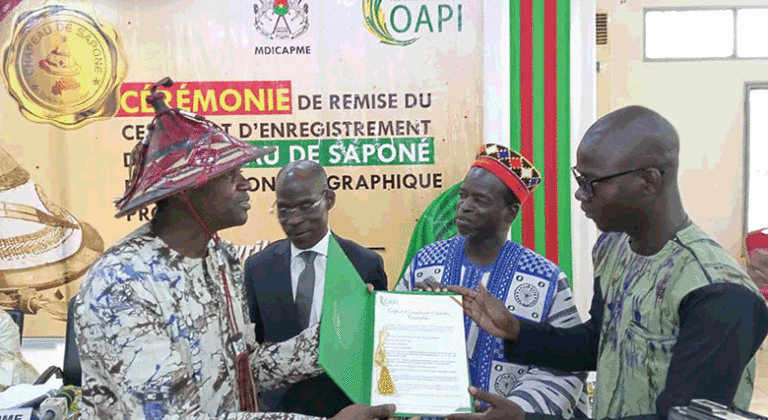 Produit made in Burkina Faso : Le chapeau de Saponé enregistré  à l’OAPI
