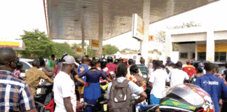 Rumeur de pénurie de carburant : des stations-service envahies