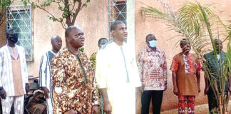 Absentéisme à la montée des couleurs : le gouverneur des Hauts-Bassins menace de sévir