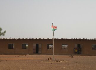 Commune de Solenzo : l’école primaire publique A de Dira incendiée par des groupes armés