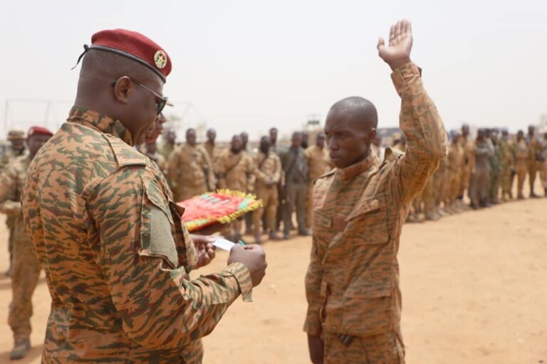 Détachement militaire de Bourzanga: le personnel décoré de la Croix du combattant
