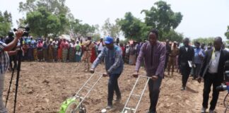 Campagne agricole 2022-2023 : Le ministre de l’Agriculture, Innocent Kiba, donne le top de départ