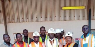 Perkoa : Une équipe gouvernementale surveille les travaux de sauvetage