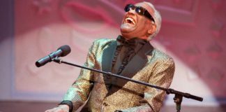 Musique : Ray Charles immortalisé au Country Music Hall of Fame