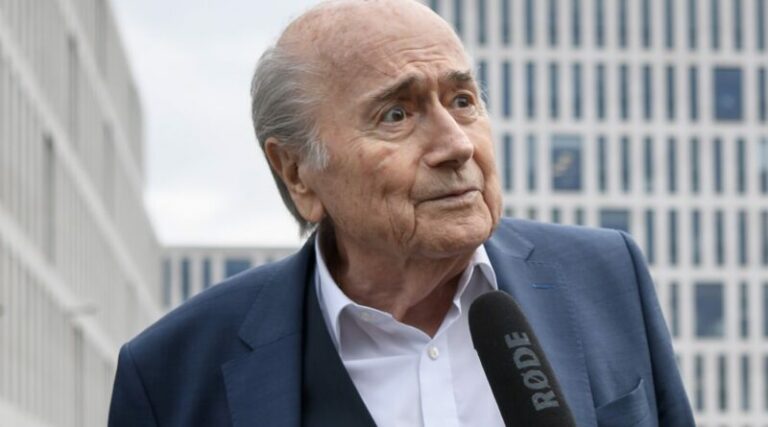 FIFA : Sepp Blatter accusé d’avoir reçu des cadeaux sexuels en Haïti