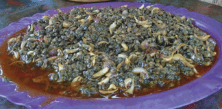 Tô au soumbala frais de Ténado : un mets gourounsi qui attire la clientèle