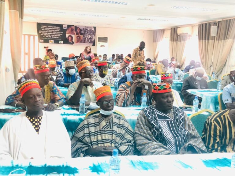 Egalité de genre : l’association « IES-Femmes » sollicite le soutien des leaders coutumiers et religieux de trois régions du Burkina
