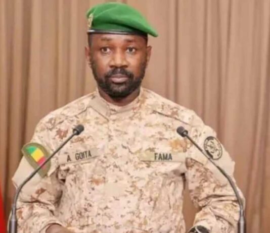 Mali: en promulguant la nouvelle loi électorale, le colonel Assimi Goïta désavoue le Premier ministre de Choguel Maiga