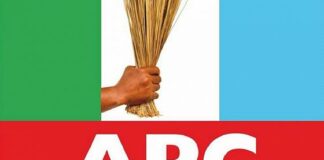 Nigeria : Des querelles empêchent le parti au pouvoir de choisir son candidat