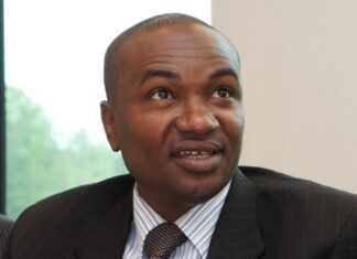 Affaire diffamation : l’ancien président de la FBF le colonel-major Sita Sangaré gagne son procès contre le consultant sportif Issoufou DEM