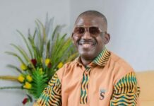 Sorobis, styliste américain d’origine burkinabè : « Je veux faire la promotion du textile africain »