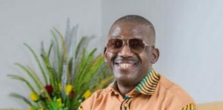 Sorobis, styliste américain d’origine burkinabè : « Je veux faire la promotion du textile africain »